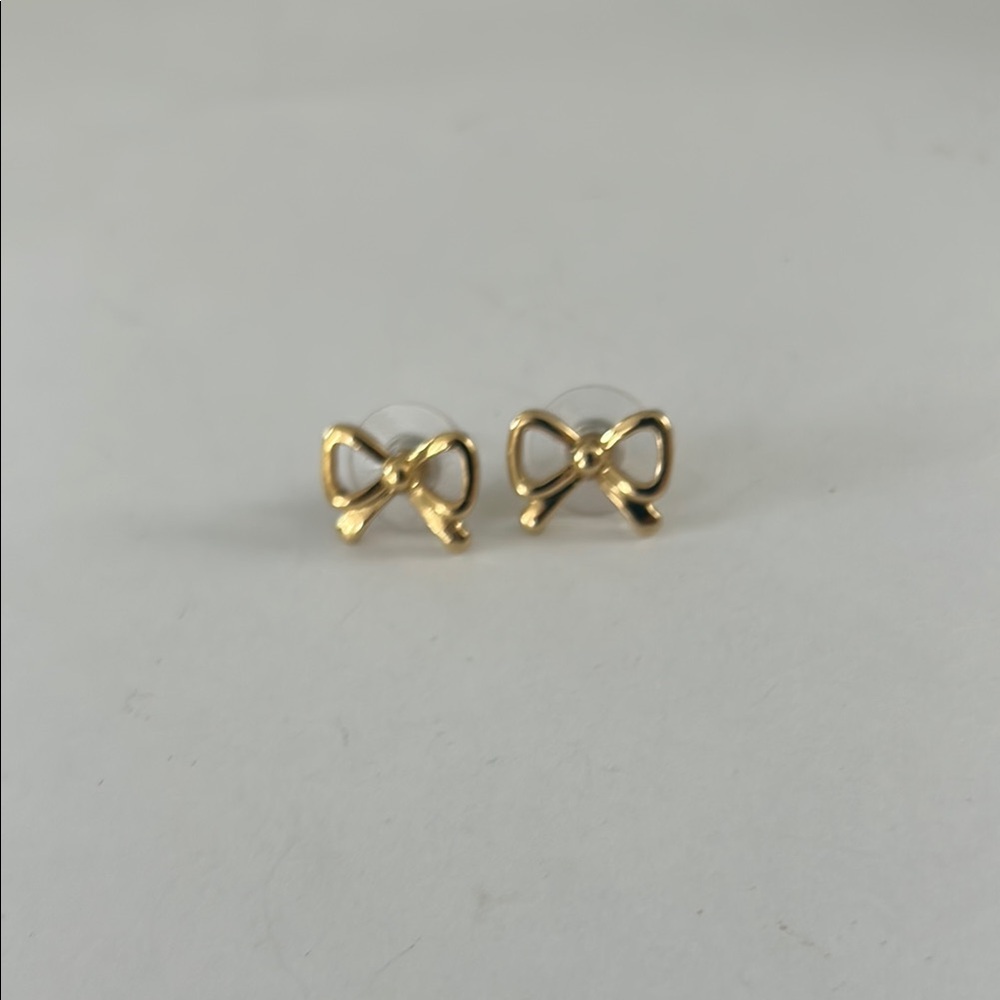 Elegant Gold Bow Earrings
